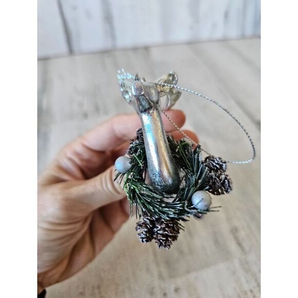 Silver reindeer wreath ornament Xmas tree - Picture 2 of 8